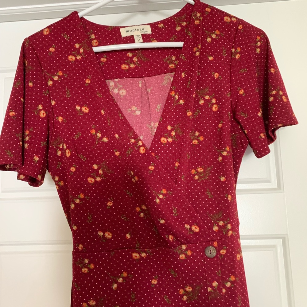 Monteau Medium Knee Length Dress